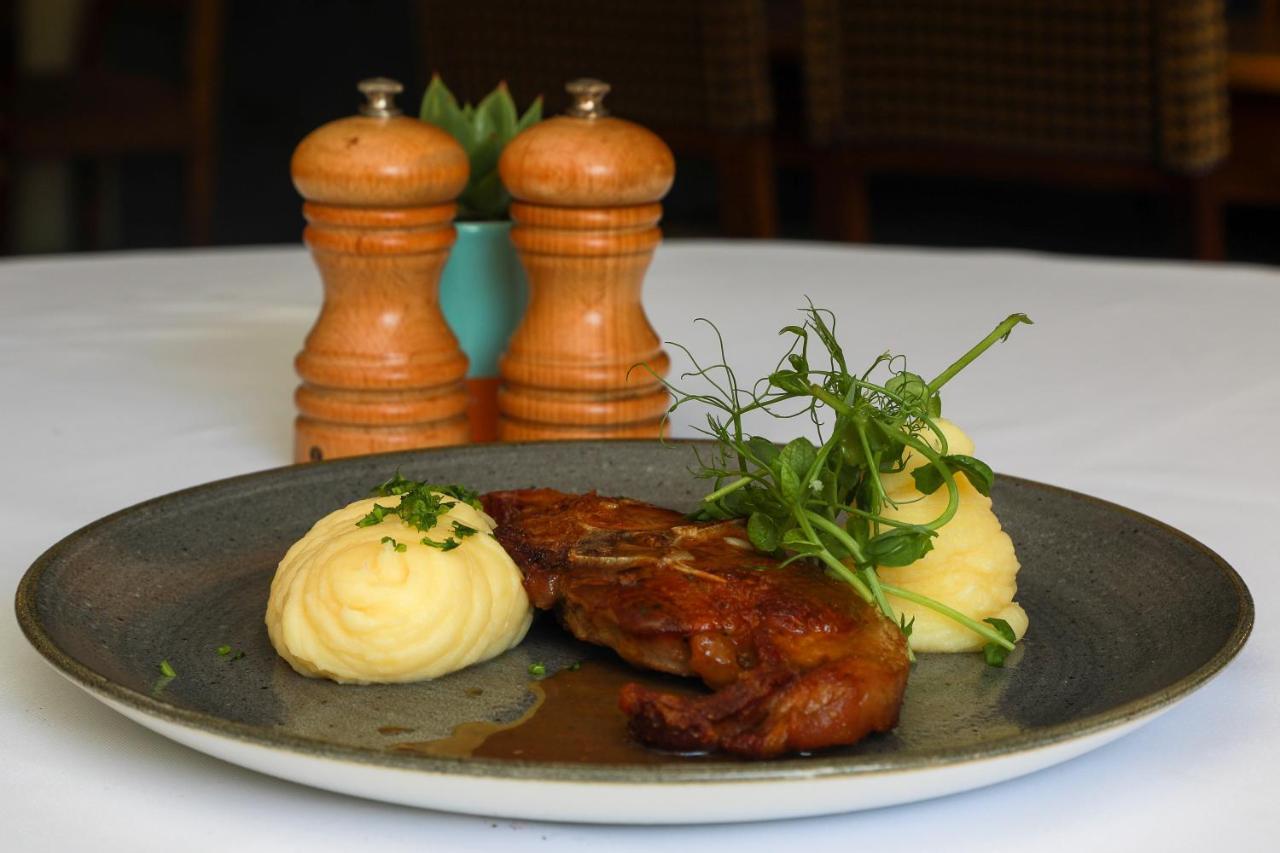 The Blue Bell Inn 케틀웰 외부 사진